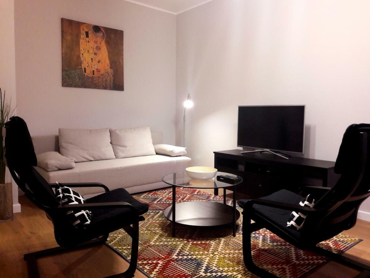 바르샤바 Modern & Quiet In Royal Wilanow With Netflix 아파트 외부 사진
