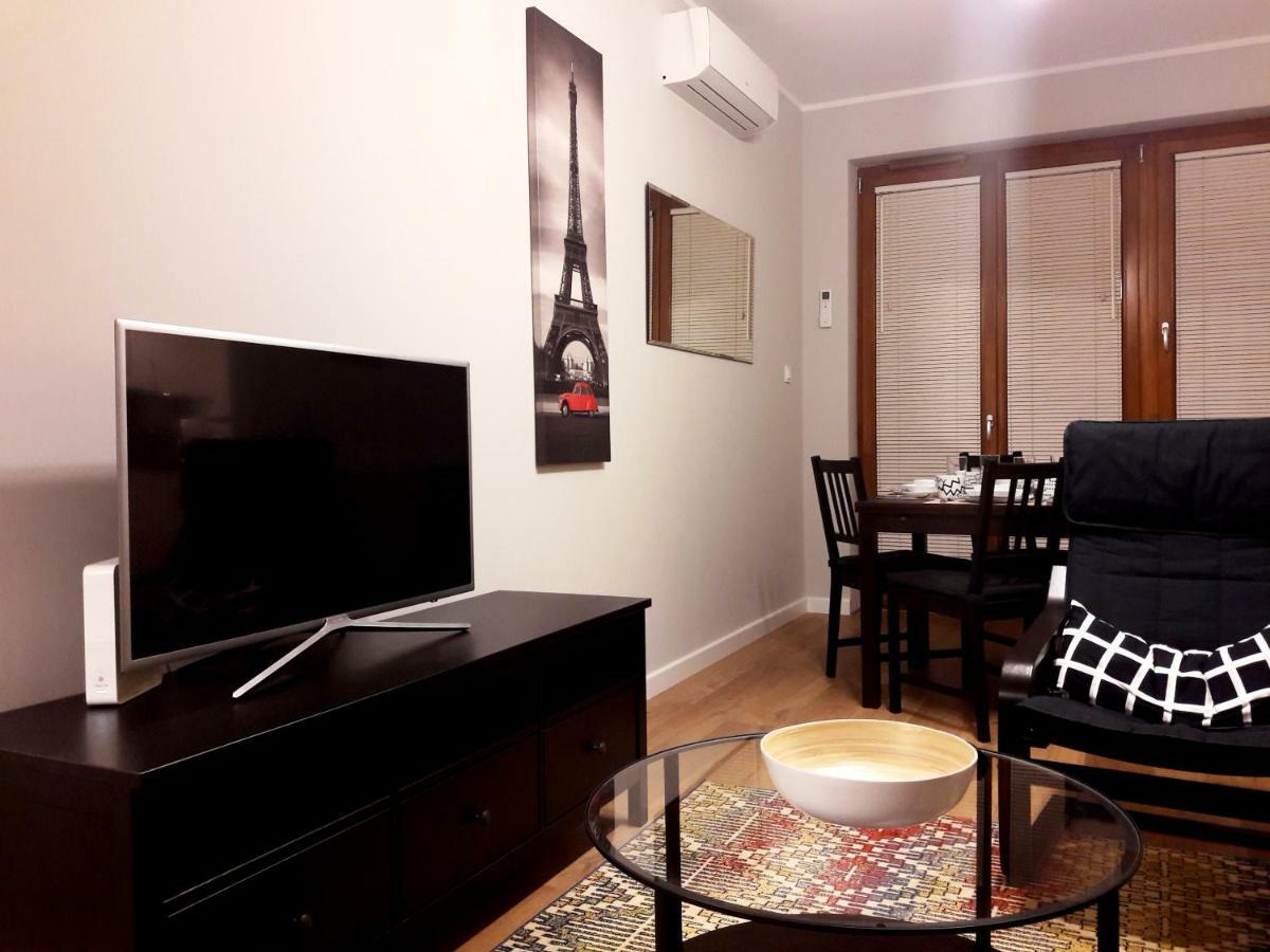 바르샤바 Modern & Quiet In Royal Wilanow With Netflix 아파트 외부 사진